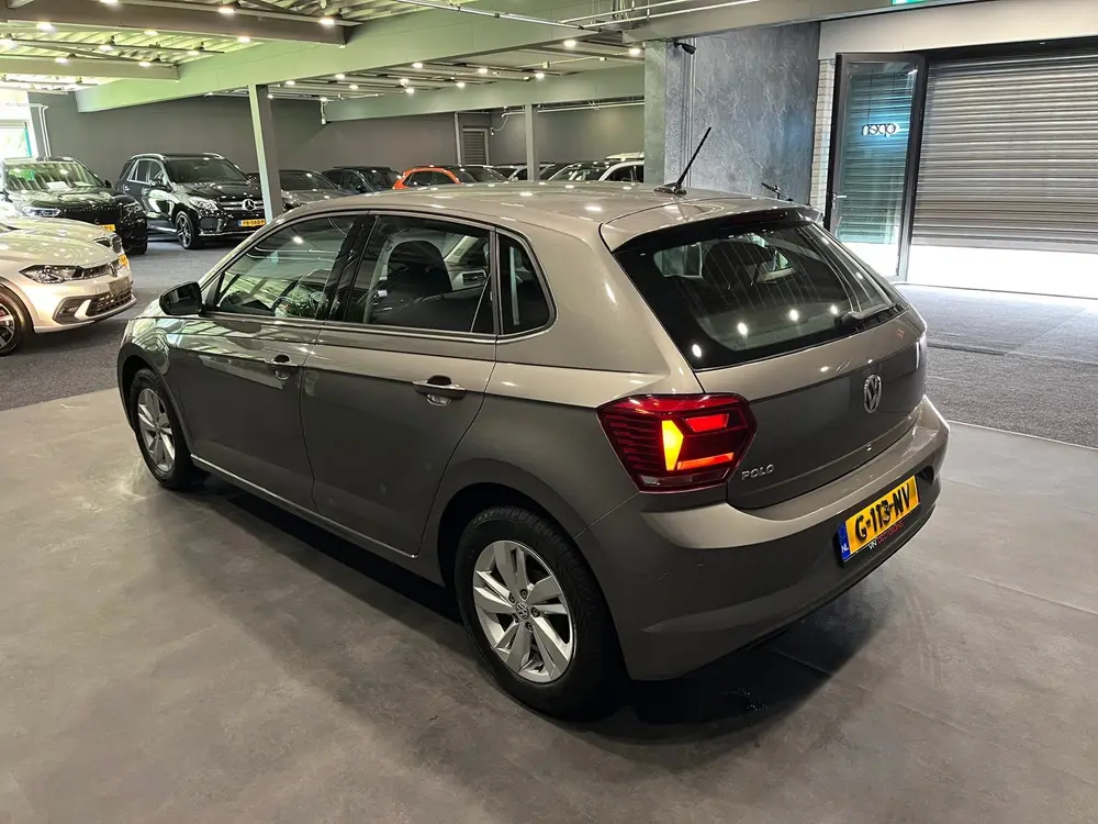 Volkswagen Polo 1.0 TSI Comfortline CARPLAY PDC NAP uit 2019, foto 2