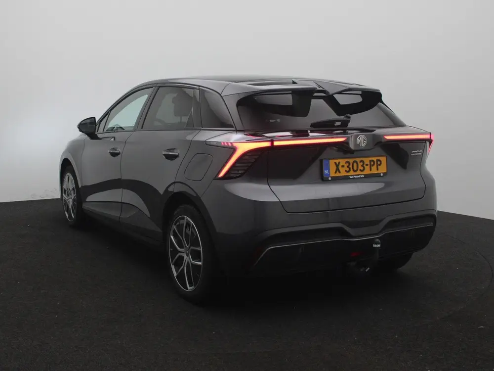 MG MG4 Trophy Extended Range 77 kWh uit 2024, foto 3