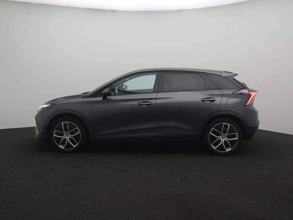 MG MG4 Trophy Extended Range 77 kWh uit 2024, foto 5