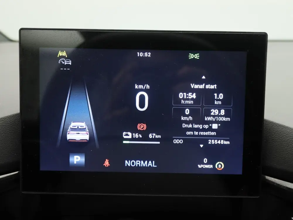 MG MG4 Trophy Extended Range 77 kWh uit 2024, foto 9
