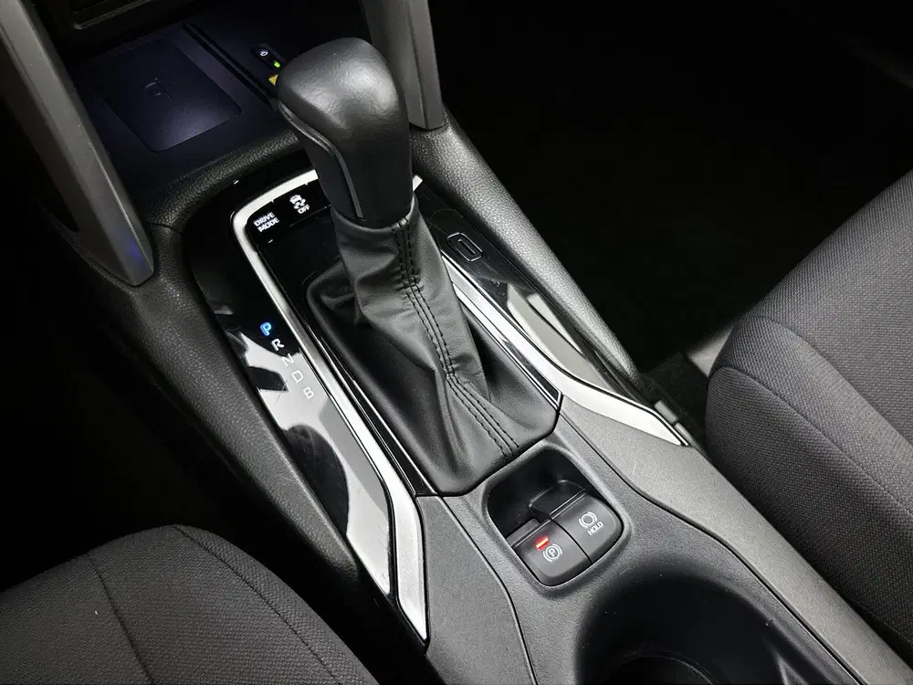 Toyota Corolla Cross Hybrid 140 Style uit 2025, foto 12