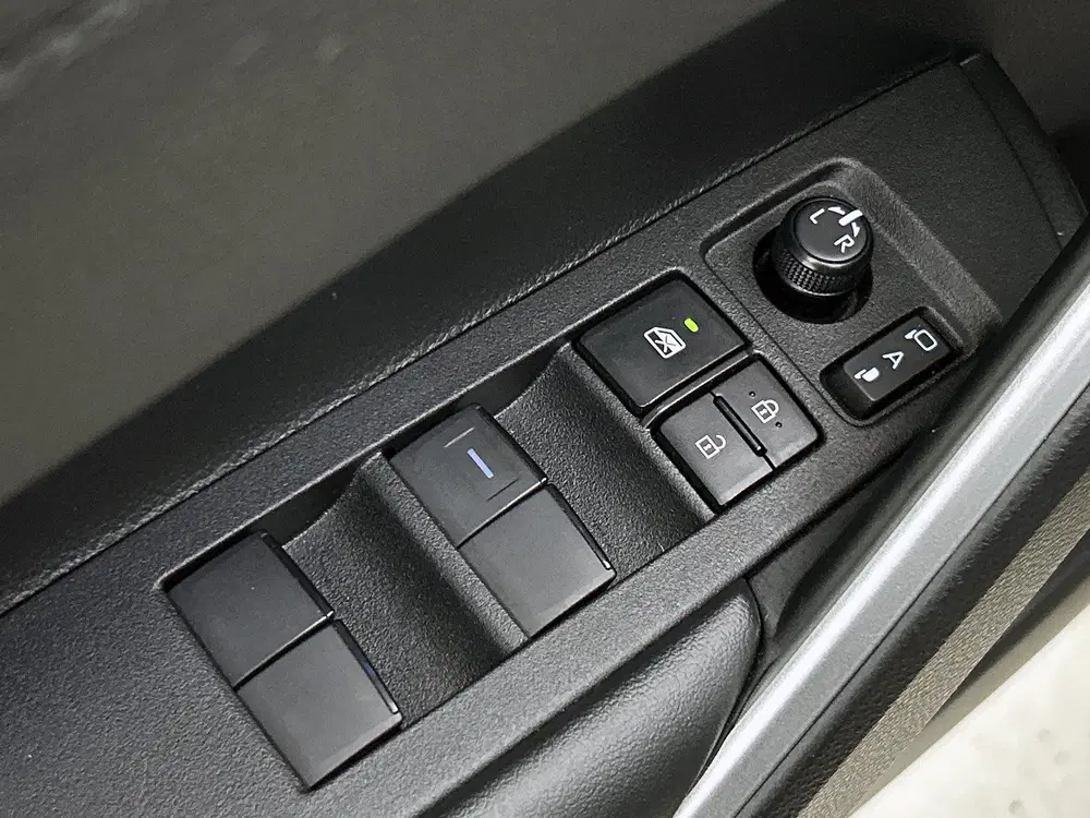Toyota Corolla Cross Hybrid 140 Style uit 2025, foto 20