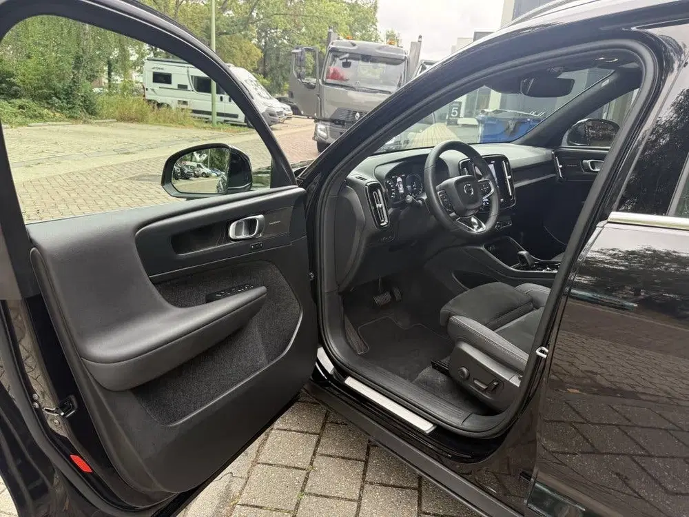 Volvo XC40 T5 Ultimate Bright uit 2022, foto 9
