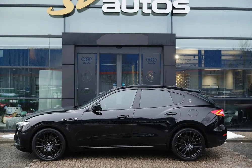 Maserati Levante Gransport 3.0 V6 D 275pk Panoramadak Schaal uit 2019, foto 5