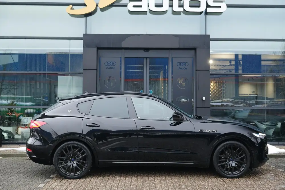 Maserati Levante Gransport 3.0 V6 D 275pk Panoramadak Schaal uit 2019, foto 6