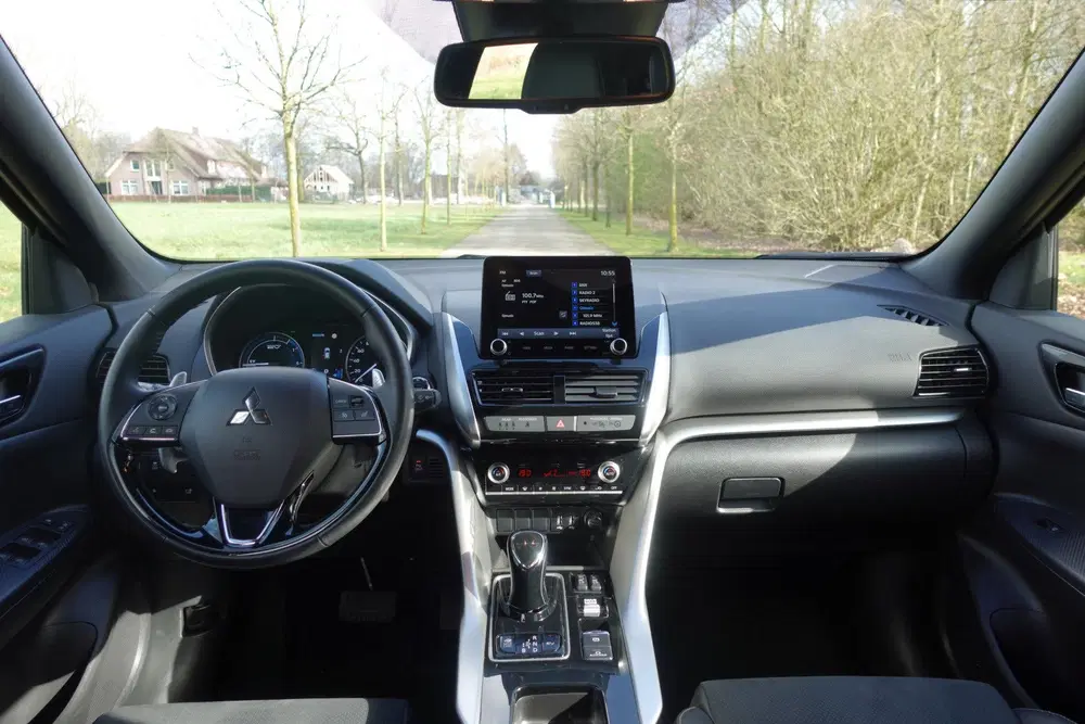 Mitsubishi Eclipse Cross 2.4 PHEV Intense+ uit 2024, foto 18