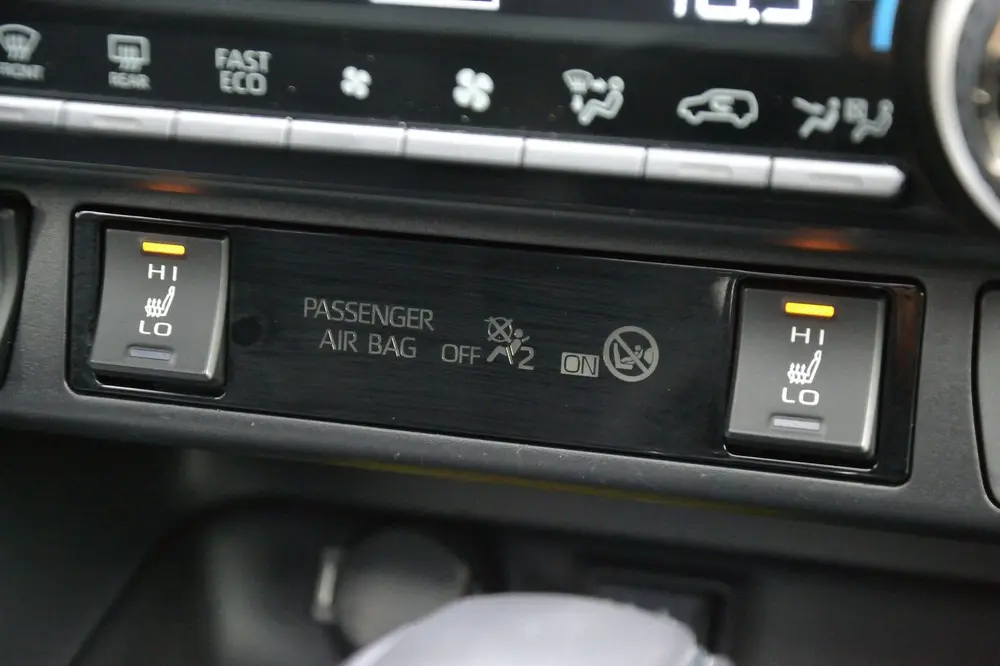 Toyota RAV4 2.5 Hybrid Bi-Tone | Panoramadak | Trekhaak | Ac uit 2019, foto 18
