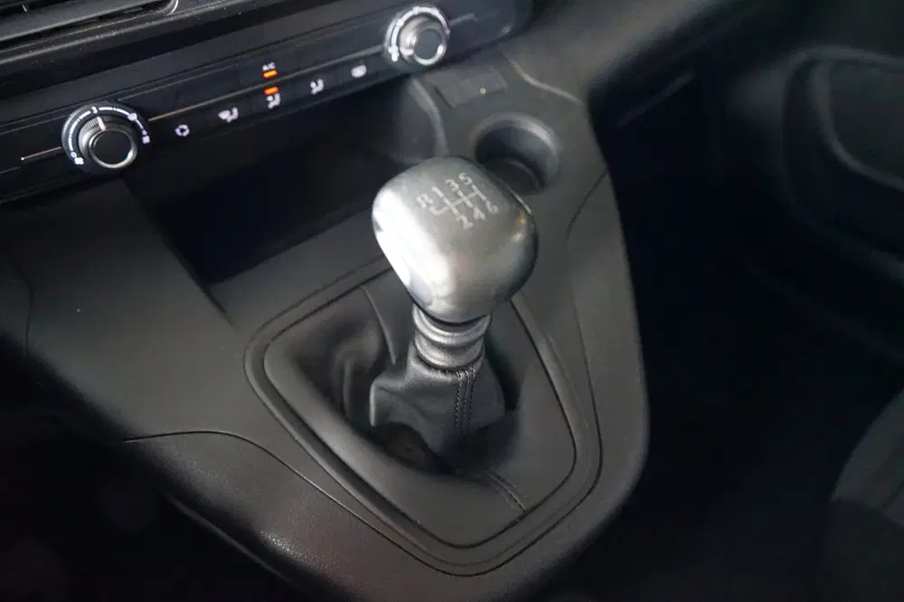 Opel Combo 1.2 Turbo L2H1 Edition uit 2019, foto 14