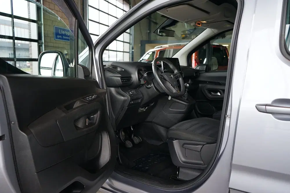 Opel Combo 1.2 Turbo L2H1 Edition uit 2019, foto 4