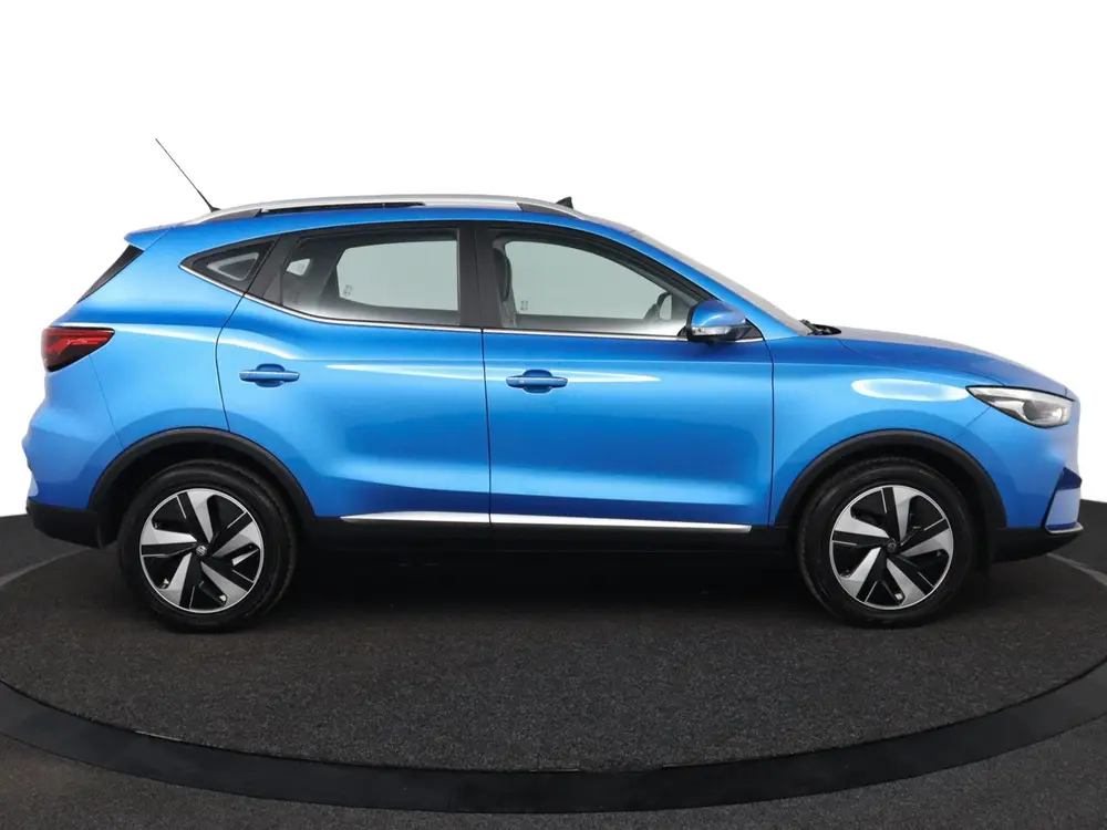 MG ZS Long Range Luxury 70 kWh uit 2023, foto 10