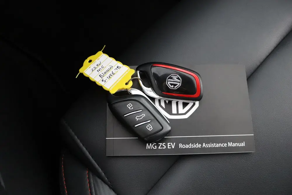 MG ZS Long Range Luxury 70 kWh uit 2023, foto 8