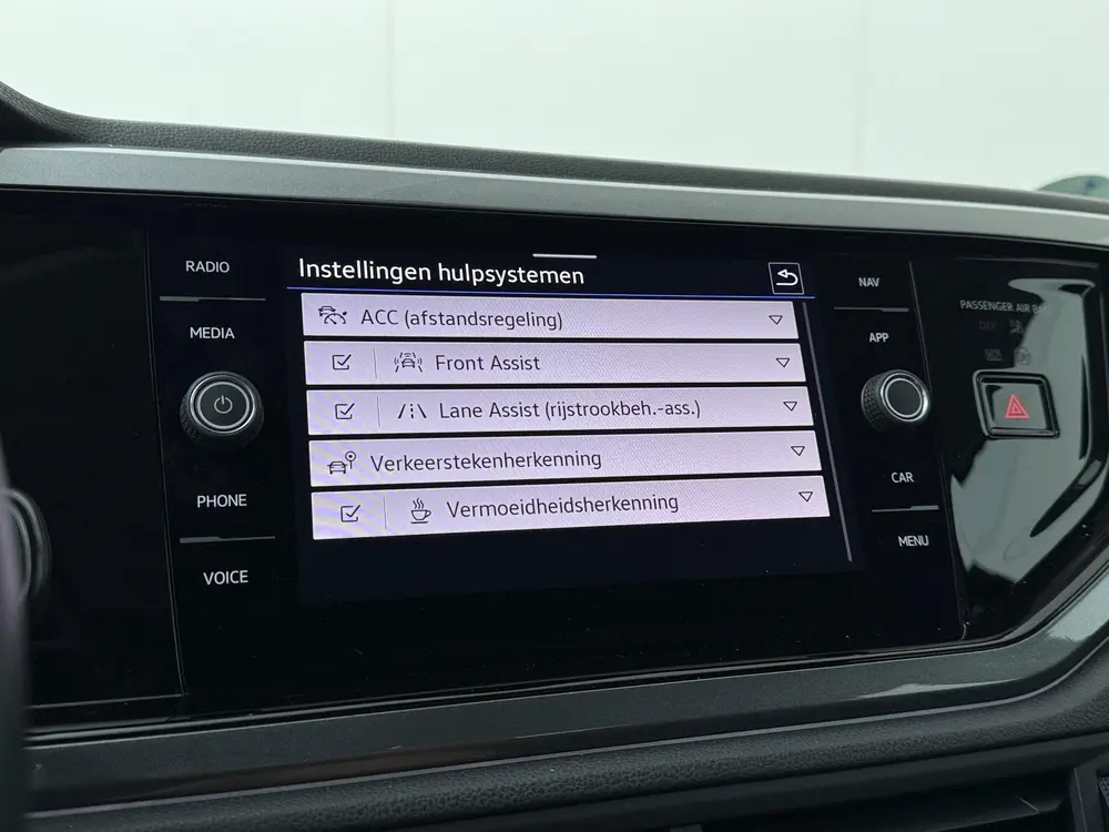 Volkswagen Taigo 1.0 TSI Style | 110 PK | Adaptive Cruise Co uit 2022, foto 17