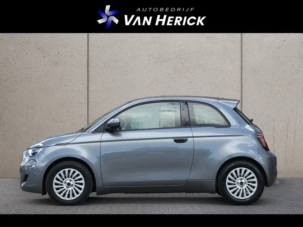 Fiat 500 Action 24 kWh uit 2022, foto 2