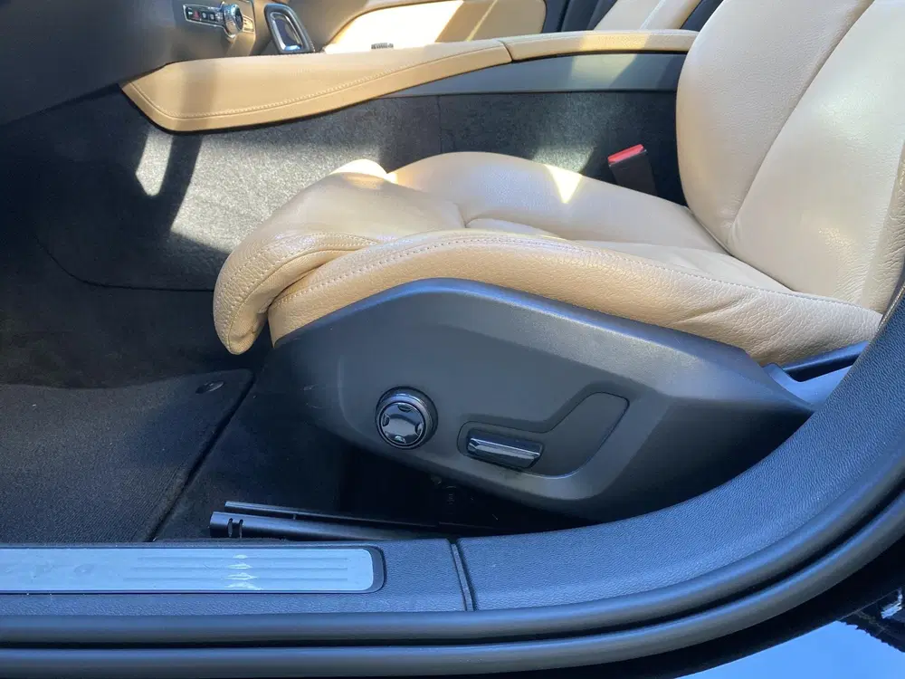 Volvo V60 2.0 T6 Twin Engine AWD Inscription Camera uit 2020, foto 18