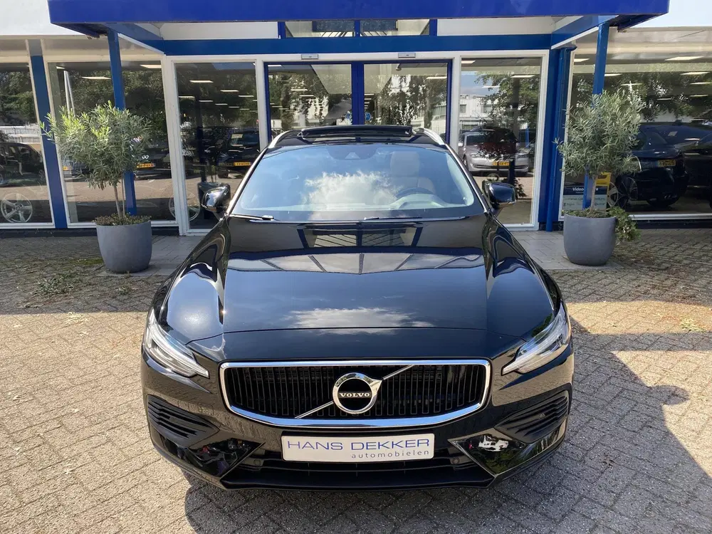 Volvo V60 2.0 T6 Twin Engine AWD Inscription Camera uit 2020, foto 2