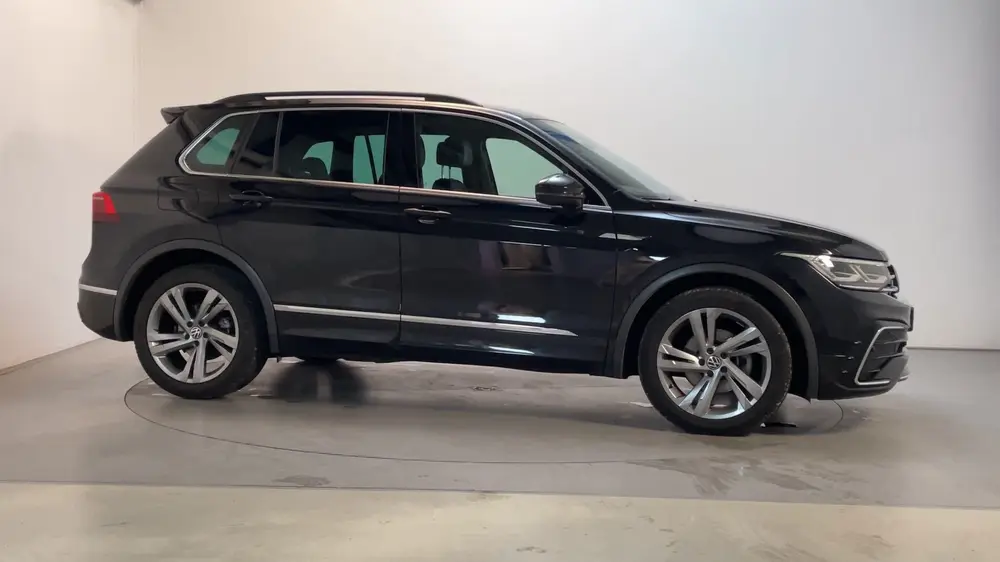 Volkswagen Tiguan 1.5 TSI 150pk DSG R-Line Business+ Camera uit 2020, foto 10