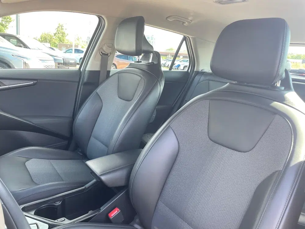 Kia Niro 1.6 GDi Hybrid ComfortLine *Automaat*Navi+ uit 2025, foto 9
