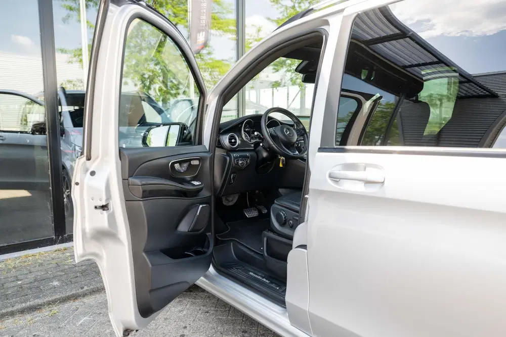 Mercedes-Benz V-Klasse 250d Extra Lang DC AMG Avantgarde Edi uit 2019, foto 9