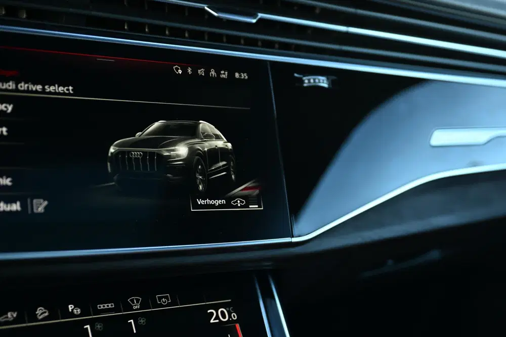 Audi Q8 55 TFSI e quattro S-Line Nightvision Softc uit 2021, foto 19