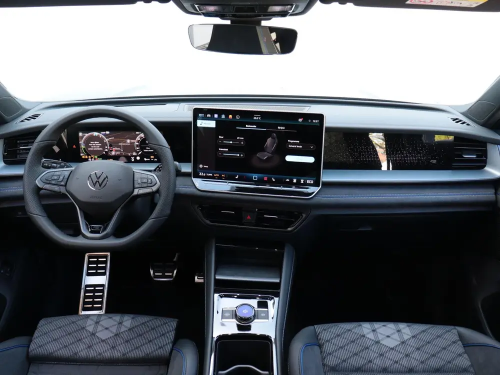 Volkswagen Tayron R-Line Edition 1.5 eHybrid 200 kW / 272 PK uit 2026, foto 7