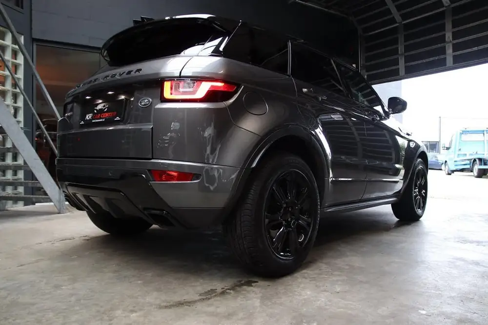 Land Rover Range Rover Evoque 2.0 TD4 AWD HSE R-Dynamic PANO uit 2019, foto 2