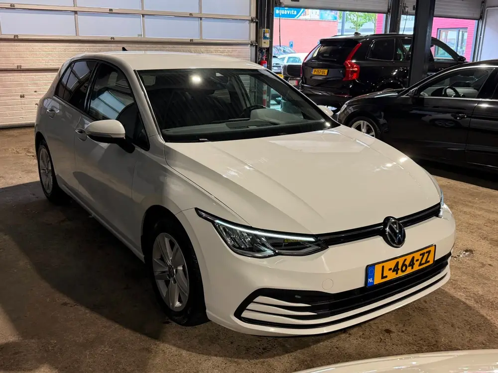 Volkswagen Golf 1.5 TSI LED|Trekhaak|Stuur + Stoelverw.|DAB| uit 2020, foto 5