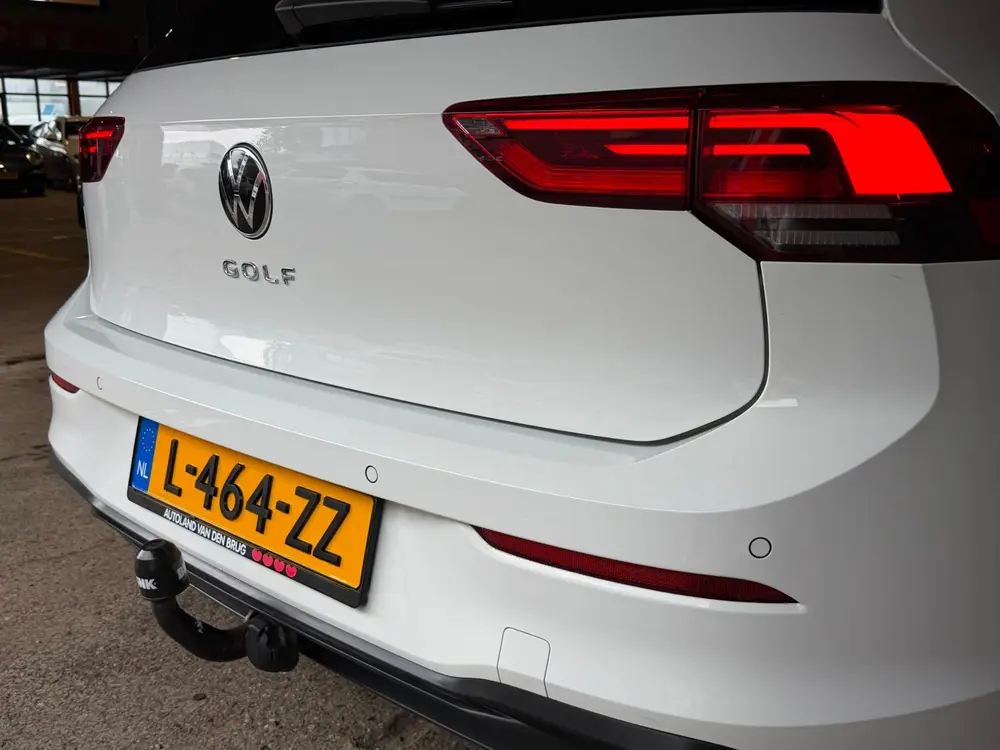 Volkswagen Golf 1.5 TSI LED|Trekhaak|Stuur + Stoelverw.|DAB| uit 2020, foto 7