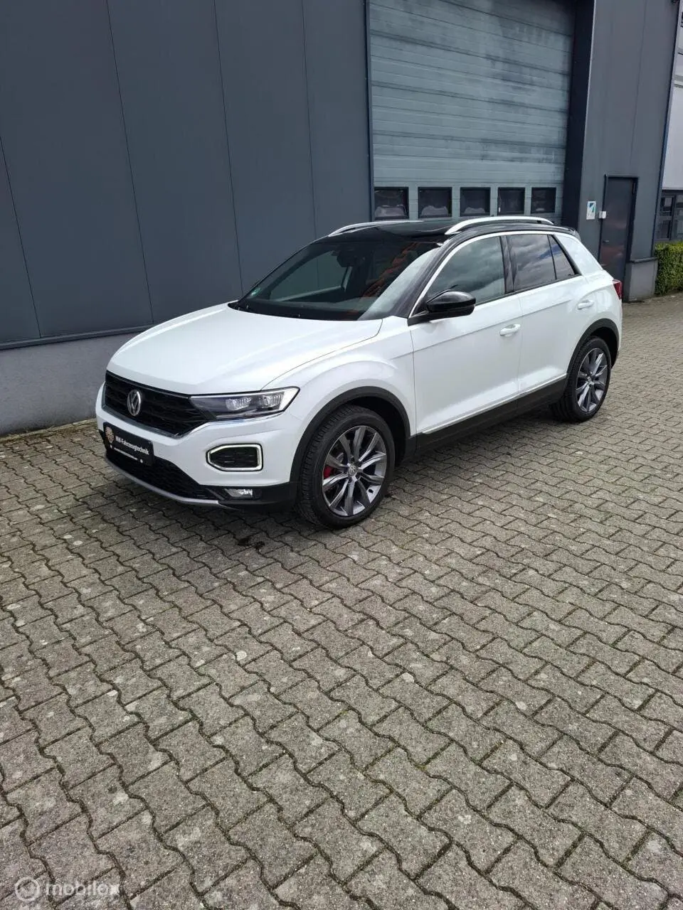 Volkswagen T-Roc 1.5 TSI Sport R 4Motion |Pano|Leder| uit 2019, foto 4