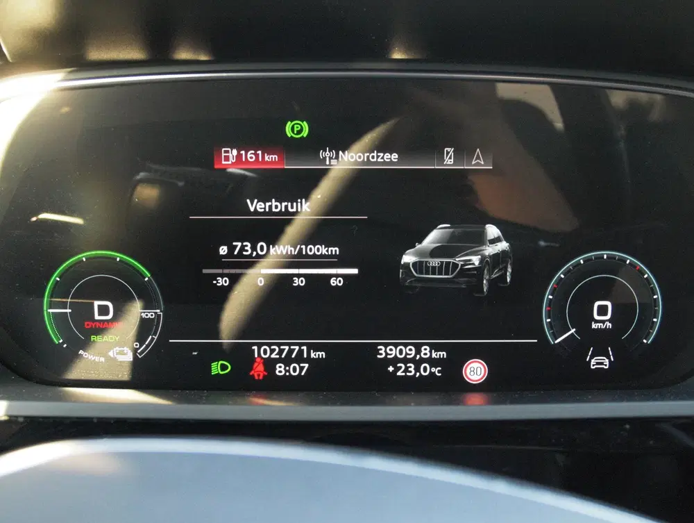 Audi e-tron 55 quattro S edition 95 kWh uit 2020, foto 19