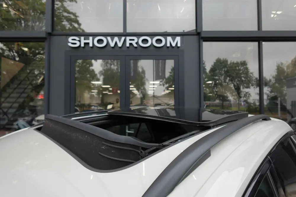 Volkswagen T-Roc 2.0 TSI 4Motion R PANO AKRA CAM VOL uit 2022, foto 8