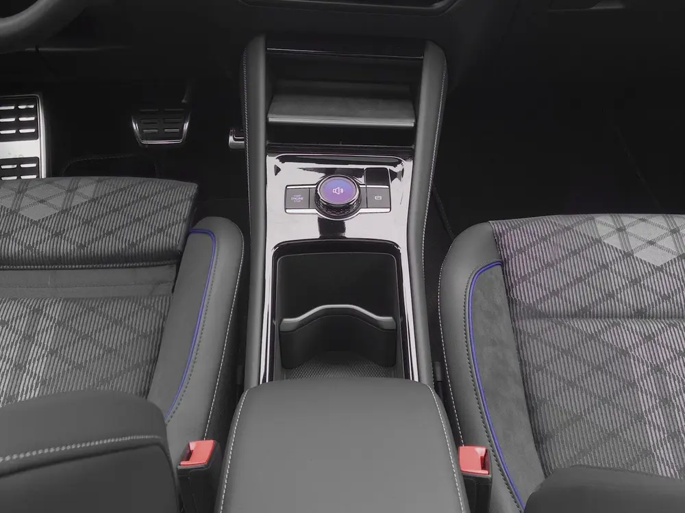 Volkswagen Tayron R-Line Edition 1.5 eHybrid 272 PK | Trekha uit 2026, foto 10
