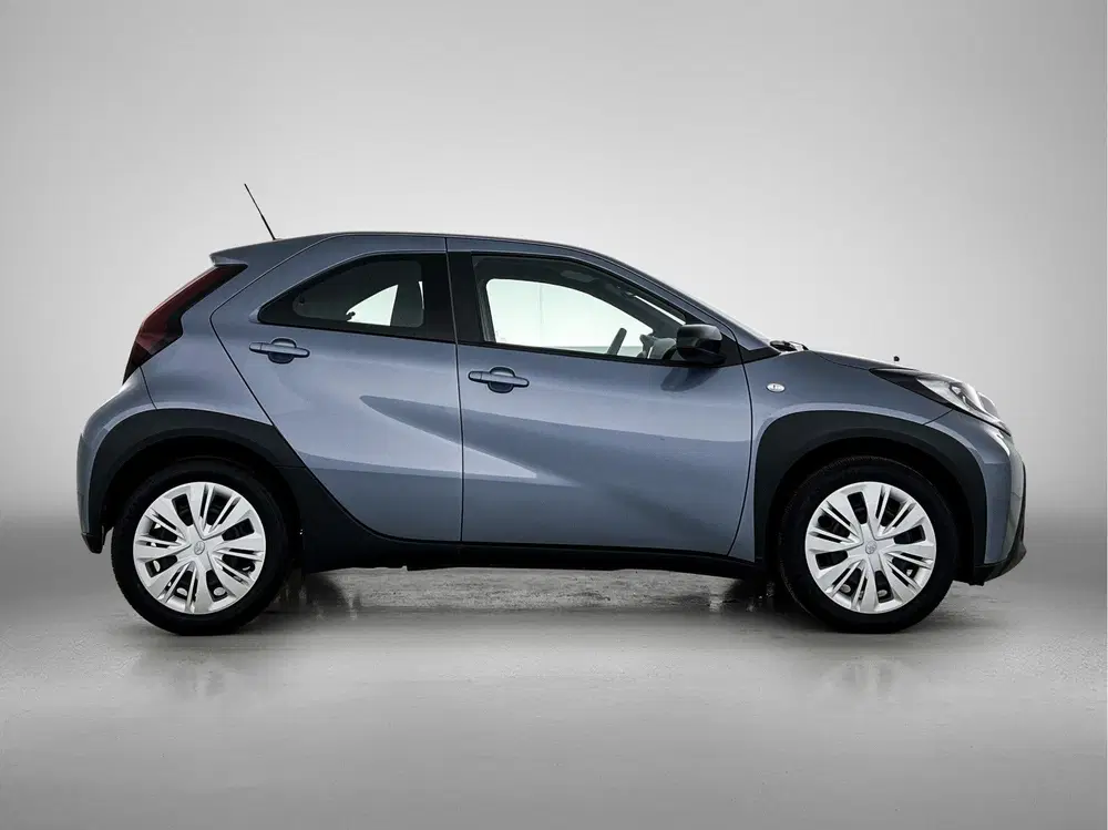 Toyota Aygo X 1.0 VVT-i MT Play uit 2025, foto 13