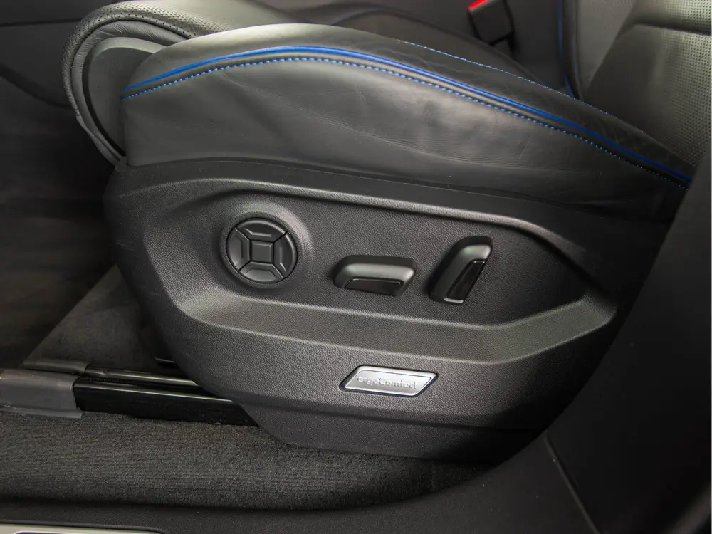 Volkswagen Touareg 3.0 TSi eHybrid R-Line PANO | DYNAUDIO | uit 2021, foto 17
