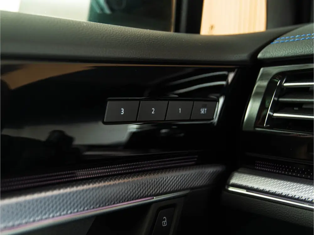 Volkswagen Touareg 3.0 TSi eHybrid R-Line PANO | DYNAUDIO | uit 2021, foto 18