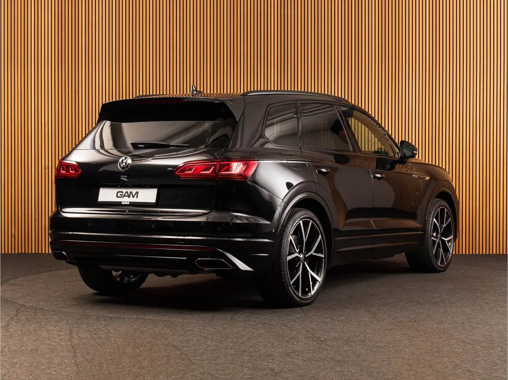 Volkswagen Touareg 3.0 TSi eHybrid R-Line PANO | DYNAUDIO | uit 2021, foto 5