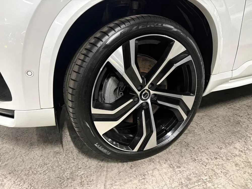 Volvo XC90 2.0 T8 Recharge AWD Ultimate Dark uit 2023, foto 11