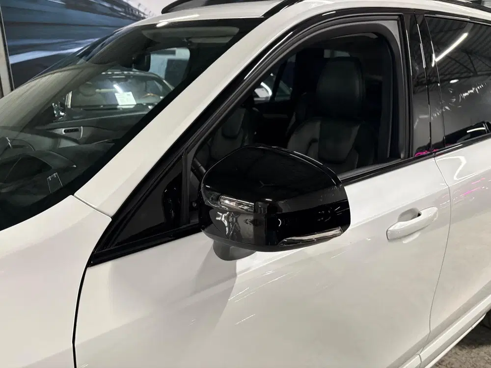 Volvo XC90 2.0 T8 Recharge AWD Ultimate Dark uit 2023, foto 14