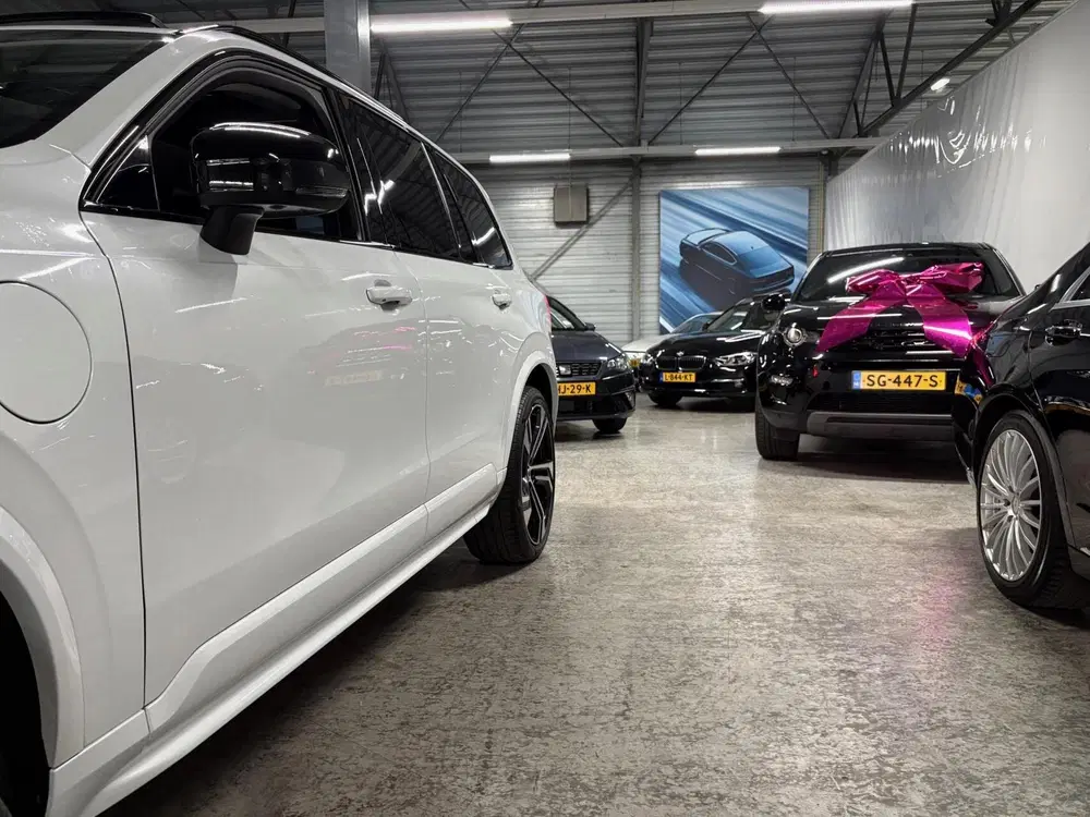Volvo XC90 2.0 T8 Recharge AWD Ultimate Dark uit 2023, foto 15