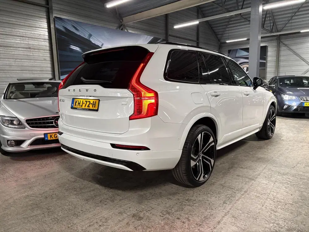 Volvo XC90 2.0 T8 Recharge AWD Ultimate Dark uit 2023, foto 6