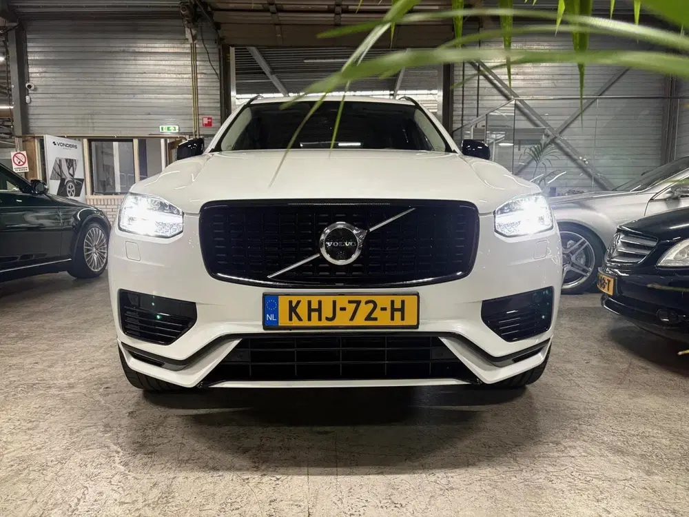 Volvo XC90 2.0 T8 Recharge AWD Ultimate Dark uit 2023, foto 9