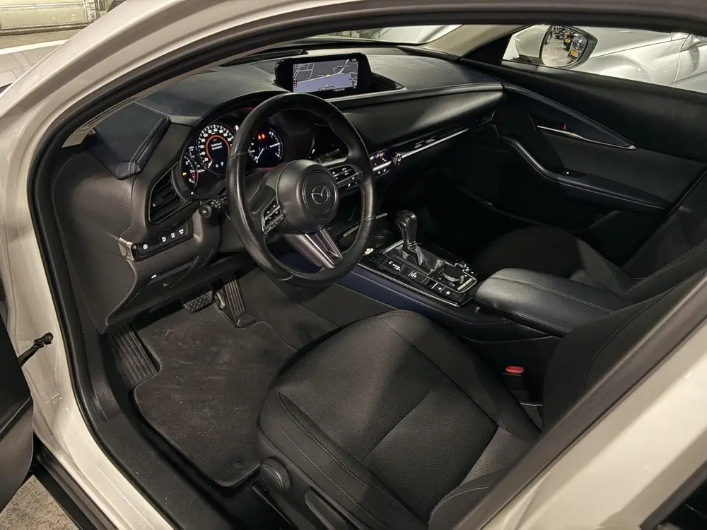 Mazda CX-30 2.0 e-SkyActiv-X M Hybrid Luxury 180pk uit 2019, foto 2