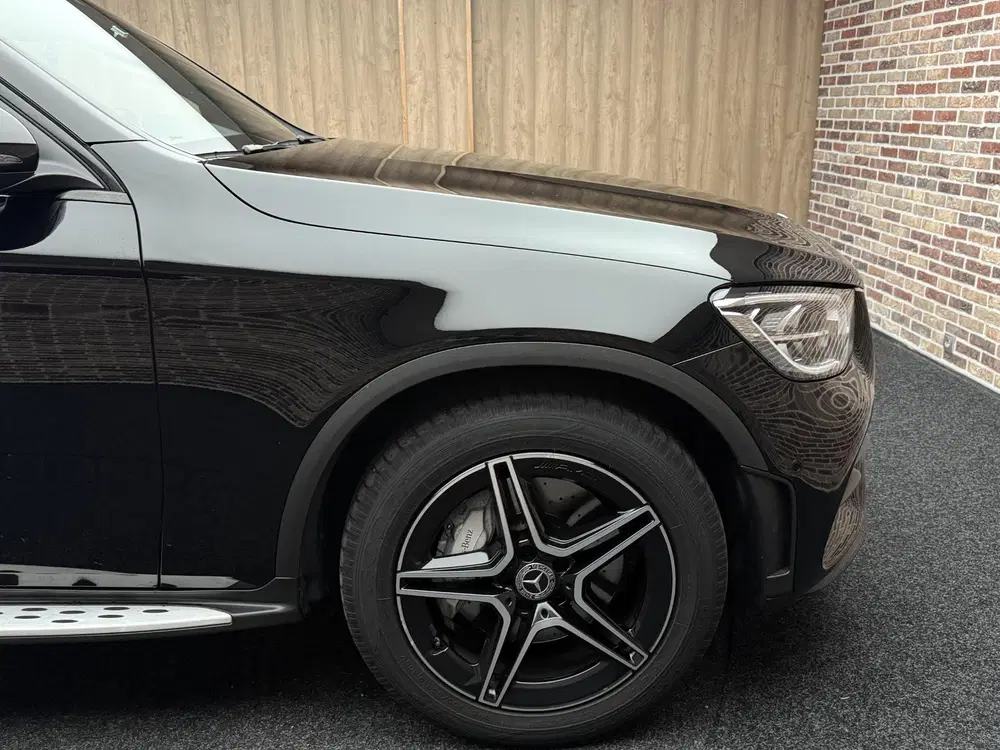 Mercedes-Benz GLC 300 4MATIC AMG Premium Plus Pano uit 2019, foto 15