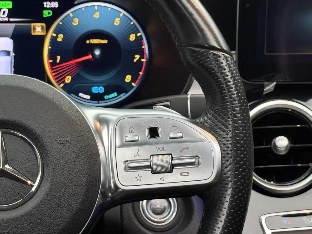 Mercedes-Benz GLC 300 4MATIC AMG Premium Plus Pano uit 2019, foto 20