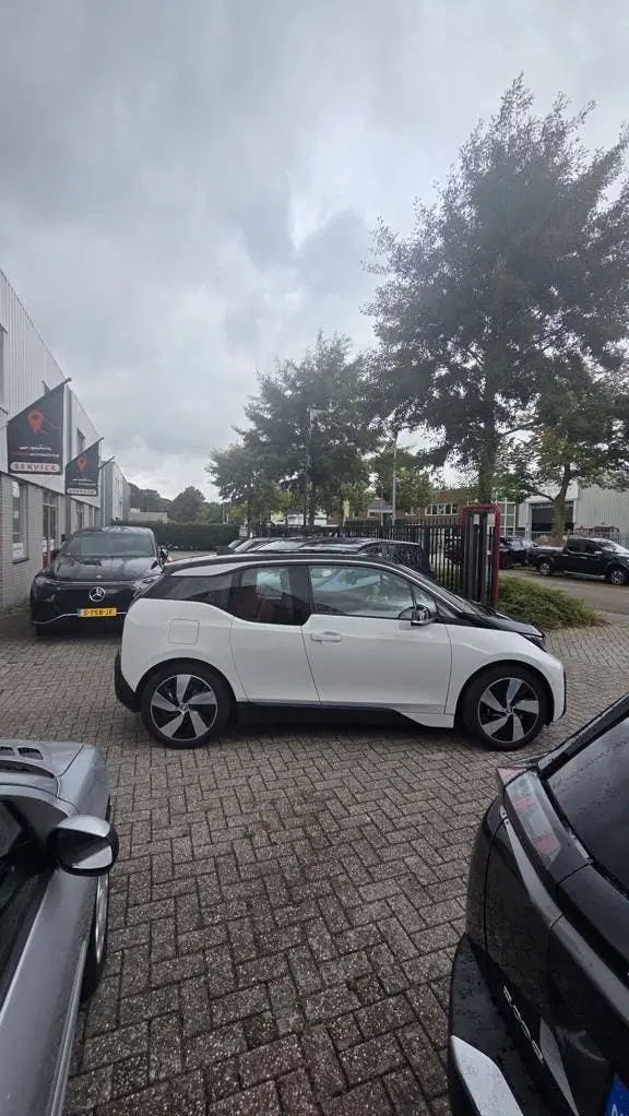 BMW i3 Basis 120Ah 42 kWh. SOH 85% uit 2019, foto 6