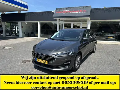 Ford Focus 1.0 EcoBoost Hybrid Titanium uit 2023