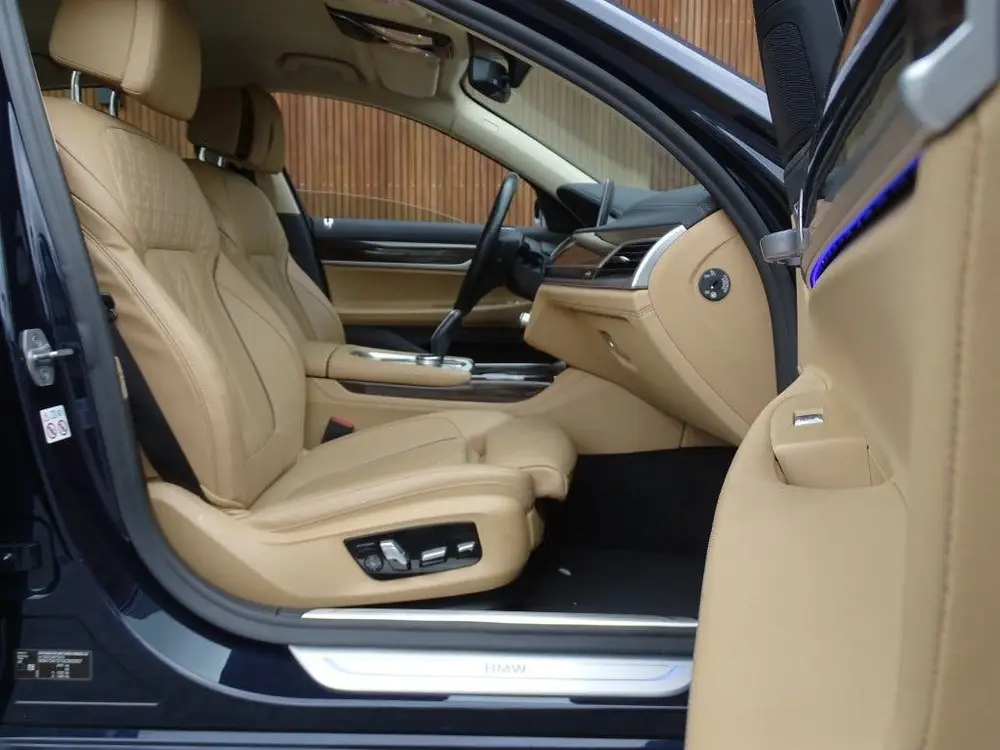 BMW 7-serie 7 Serie 745e 394PK uit 2019, foto 13