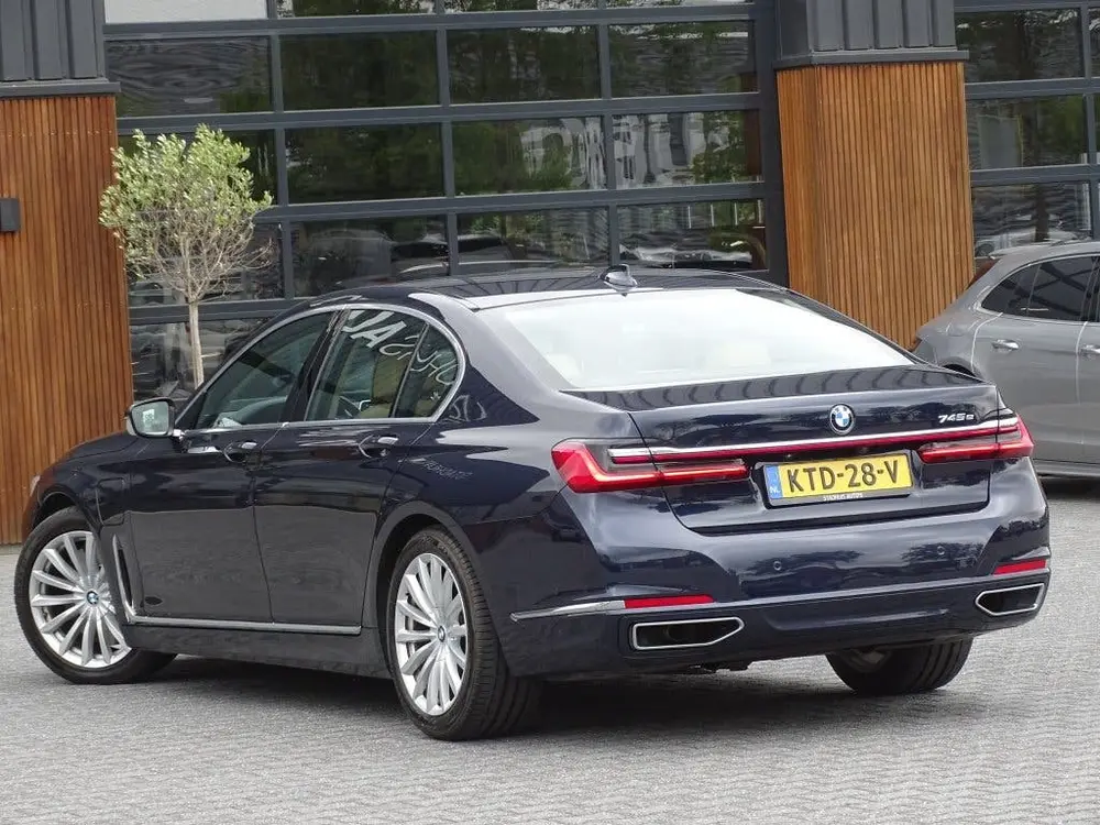BMW 7-serie 7 Serie 745e 394PK uit 2019, foto 8