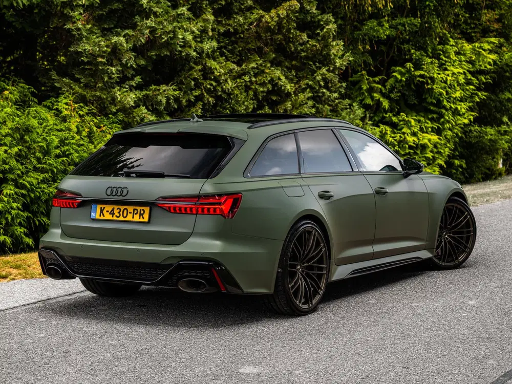 Audi RS6 C8 4.0 TFSI Quattro uit 2020, foto 2