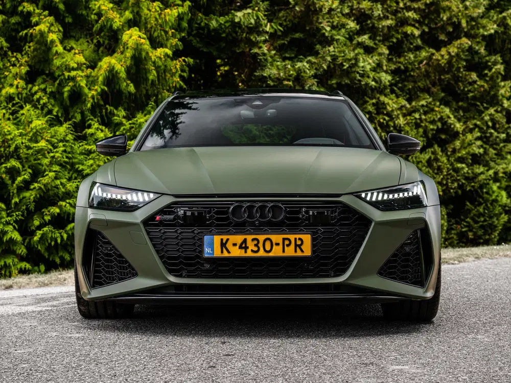 Audi RS6 C8 4.0 TFSI Quattro uit 2020, foto 3