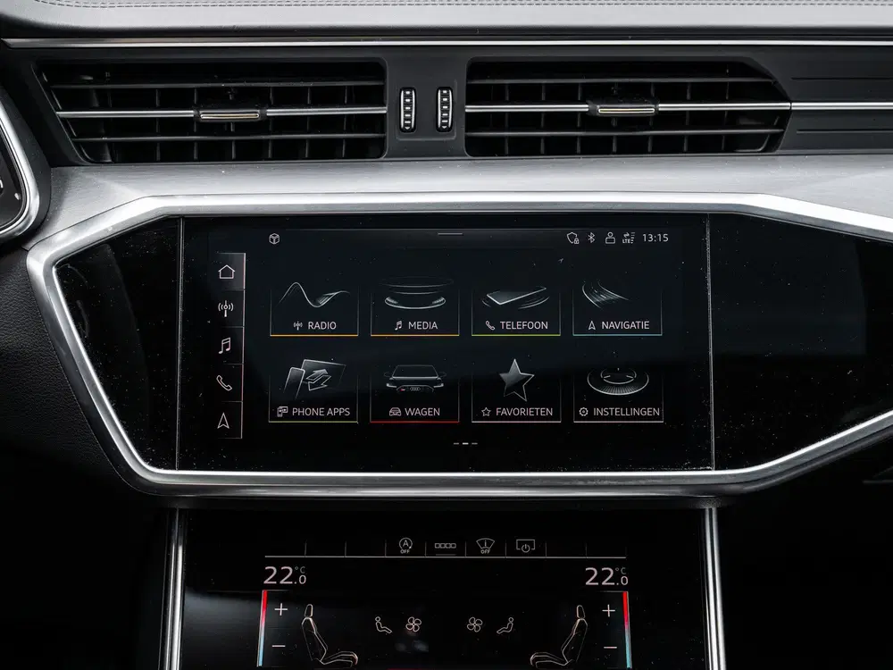 Audi RS6 C8 4.0 TFSI Quattro uit 2020, foto 8